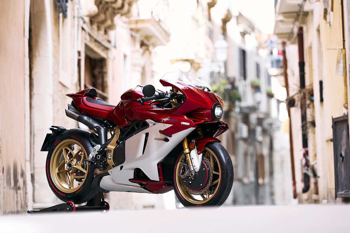 Superveloce 1000_Ortigia